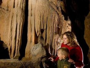 Lincoln Caverns and Whisper Rocks